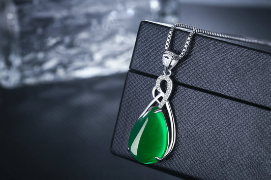2021 New Fashion Natural Emerald S925 Sterling Silver Women Necklace Pendant Gemstone Collarbone Fine Jewelry Jade Bizuteria