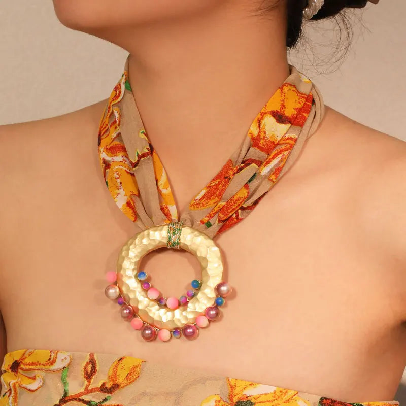 Fashion Statement Boho Necklace with Geometry Pendant for Women Trendy Beach Party Jewelry