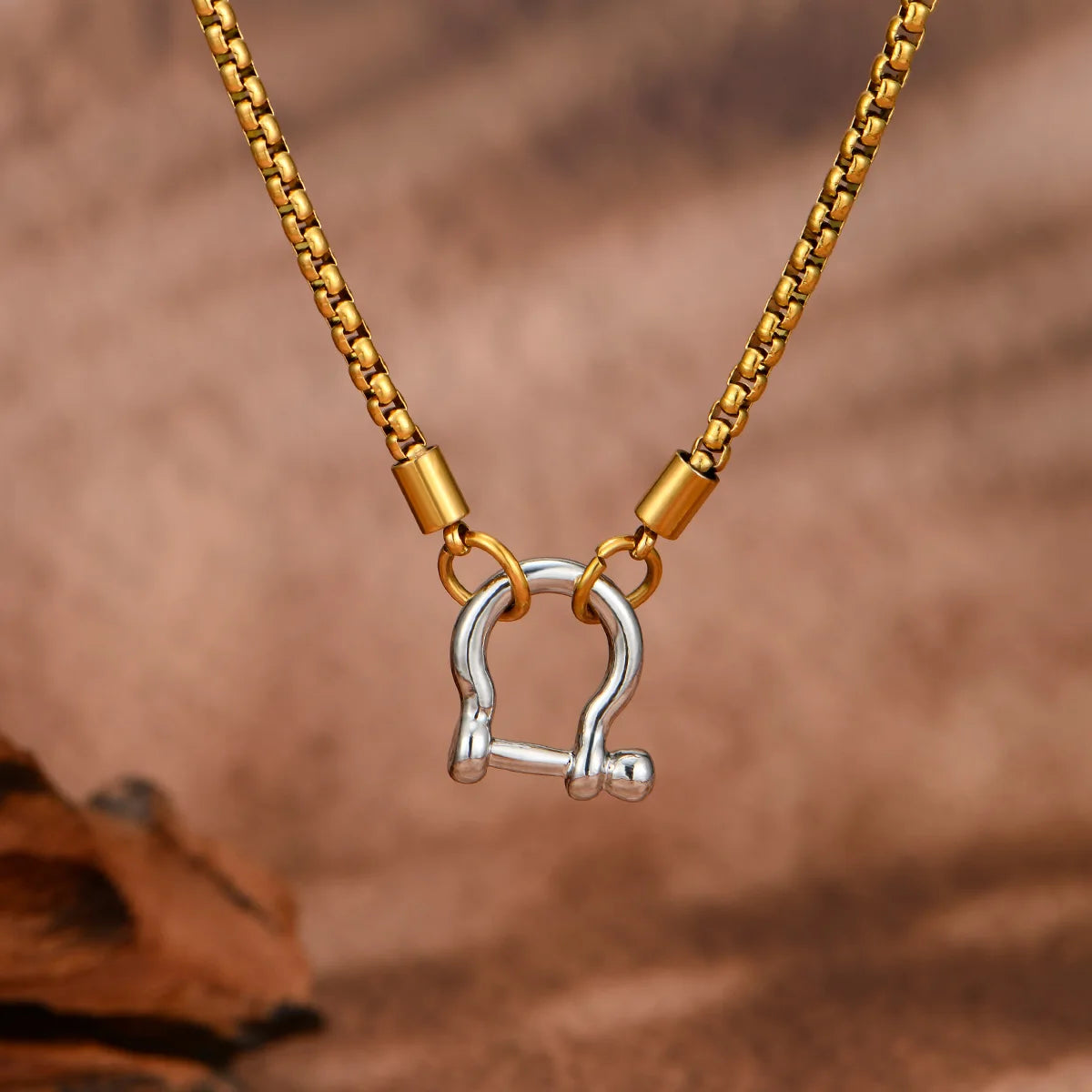 Boho-Chic Vintage Golden Carabiner Pendant Necklace With Rhinestone Accents - Perfect Gift For Her, All-Season Wear