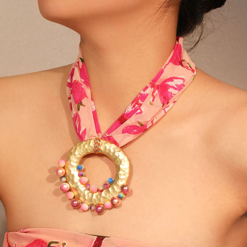 Fashion Statement Boho Necklace with Geometry Pendant for Women Trendy Beach Party Jewelry